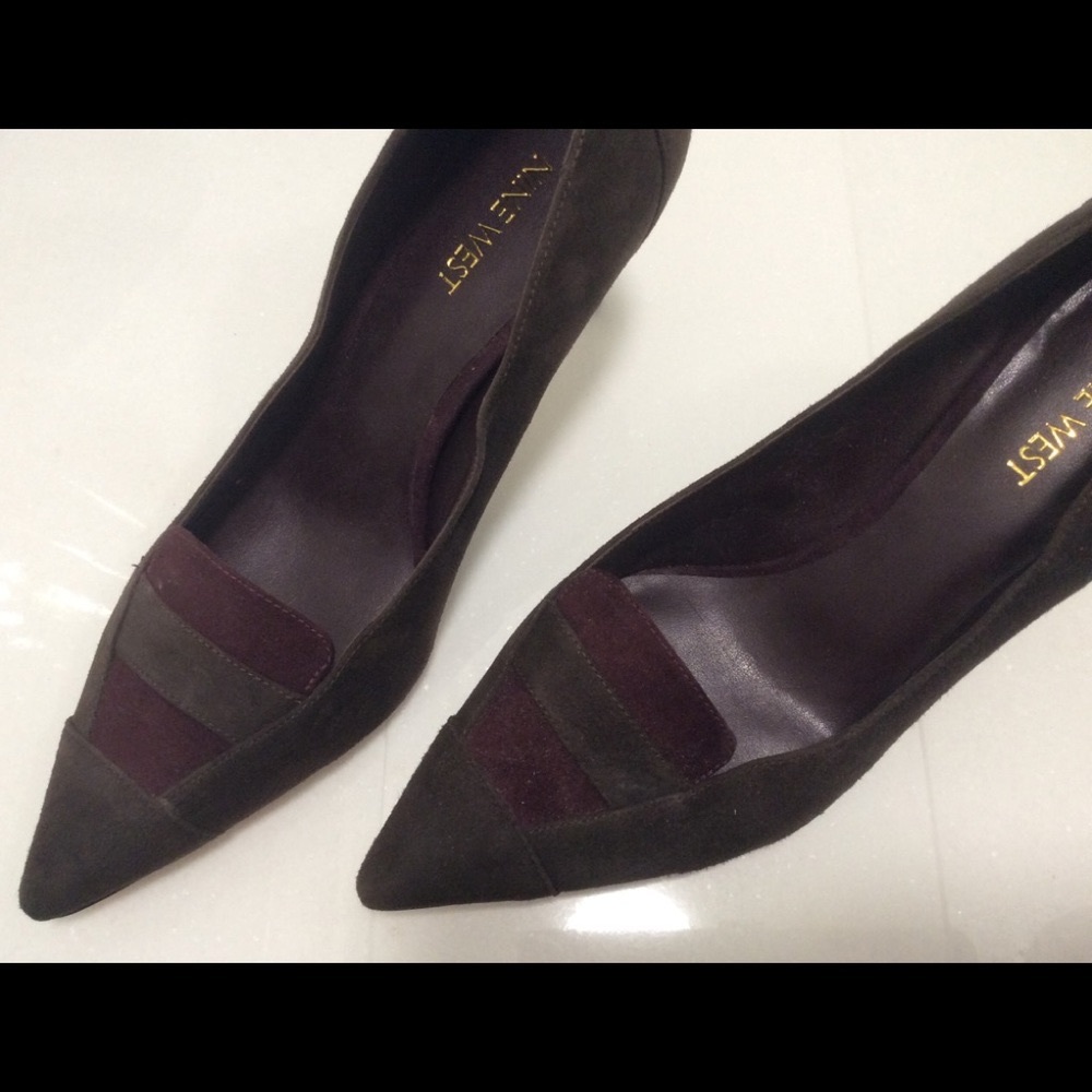 Nine West Suede Stiletto in Brown/Bergundy